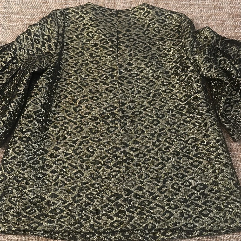 Tuckernuck Metallic Leopard Jacquard Puff-Sleeve Blouse in Gold and Black